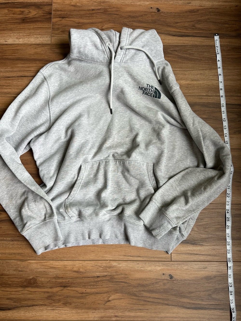 The North Face Men's Light Grey Crewneck Pullover Sweatshirt